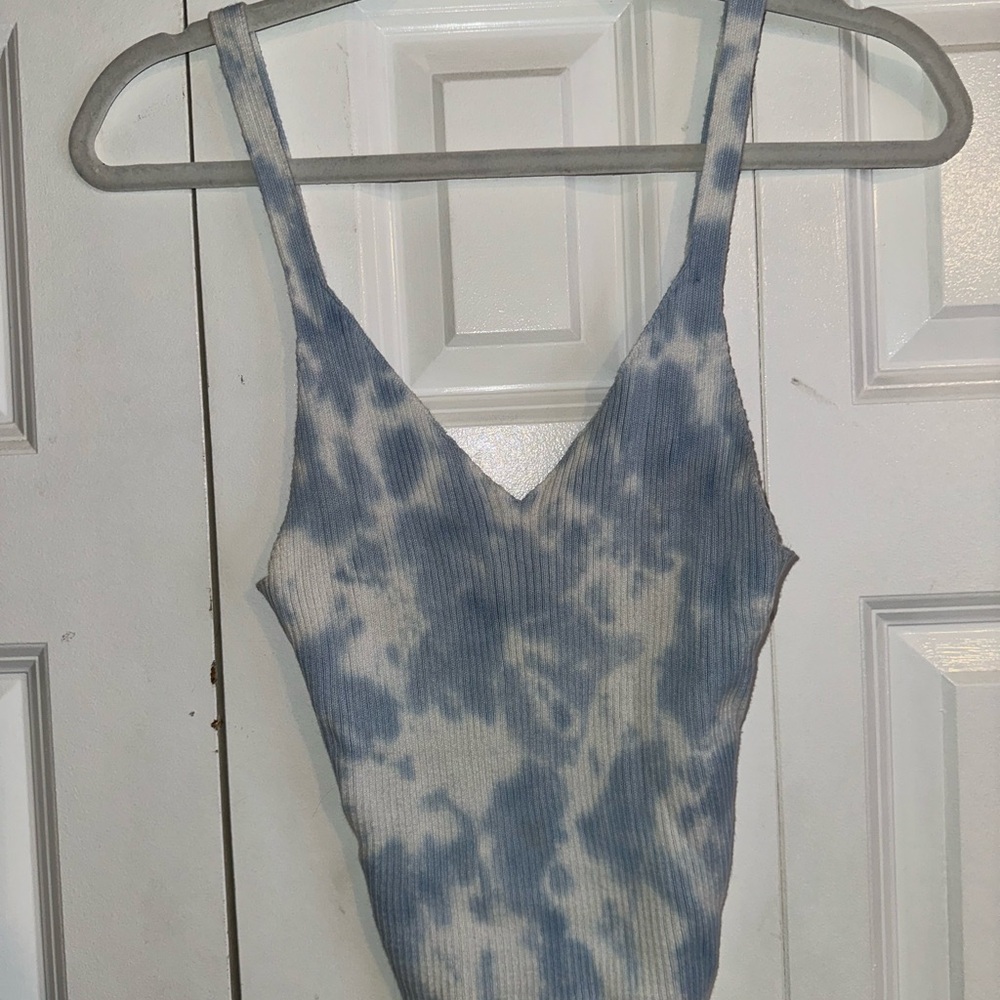 Forever 21 Kids Blue and White Bodysuit